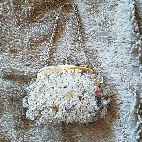 Handbags - SOLD - Tiny vintage beaded evening bag